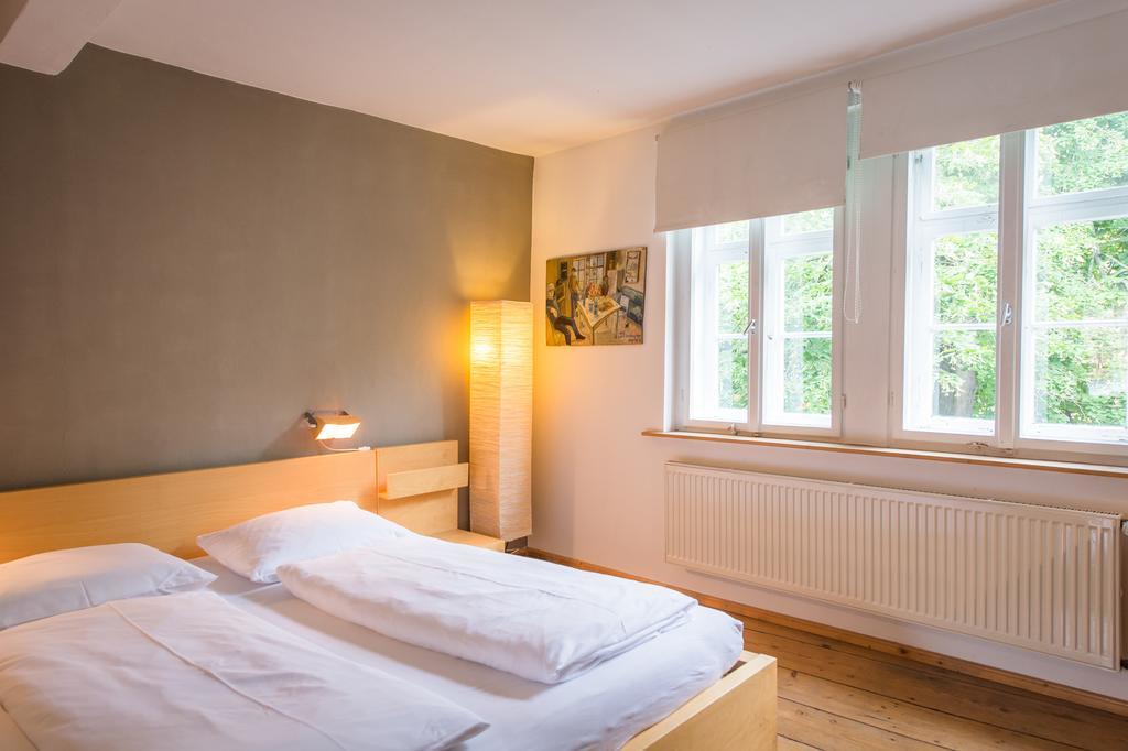 "Goethezimmer" Ferienwohnung Und Zimmer Am Burgplatz Weimar  Buitenkant foto