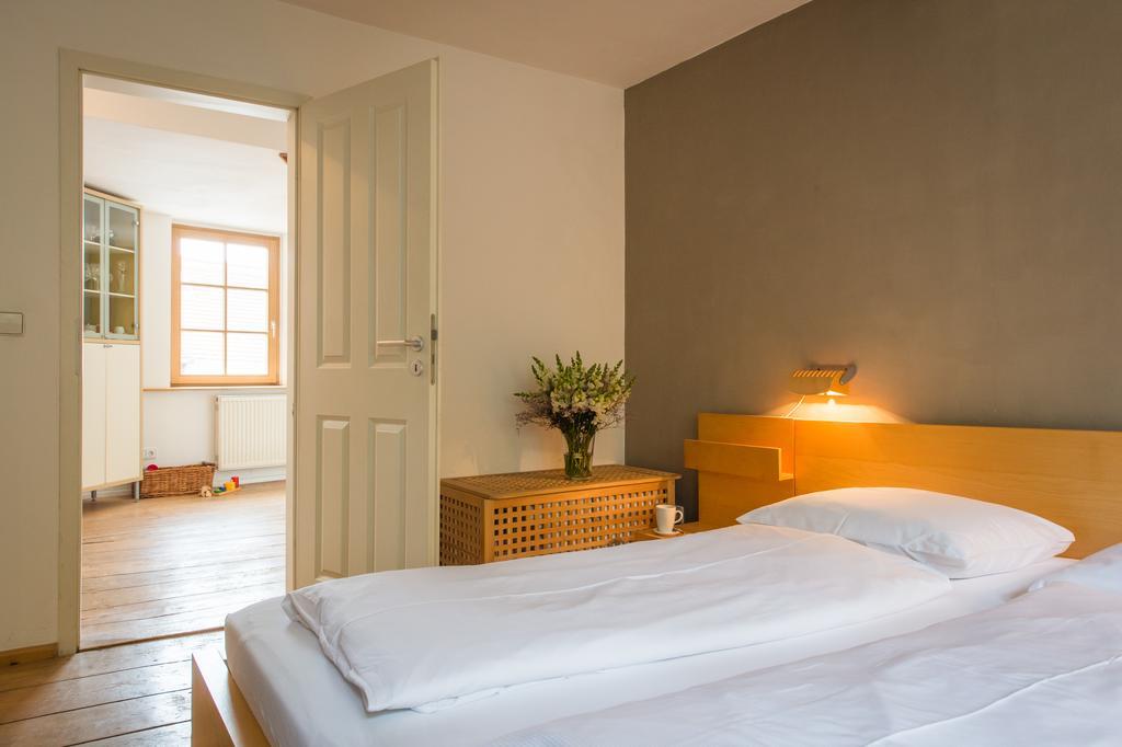 "Goethezimmer" Ferienwohnung Und Zimmer Am Burgplatz Weimar  Buitenkant foto