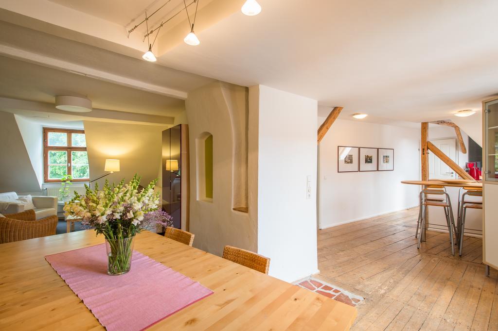 "Goethezimmer" Ferienwohnung Und Zimmer Am Burgplatz Weimar  Buitenkant foto