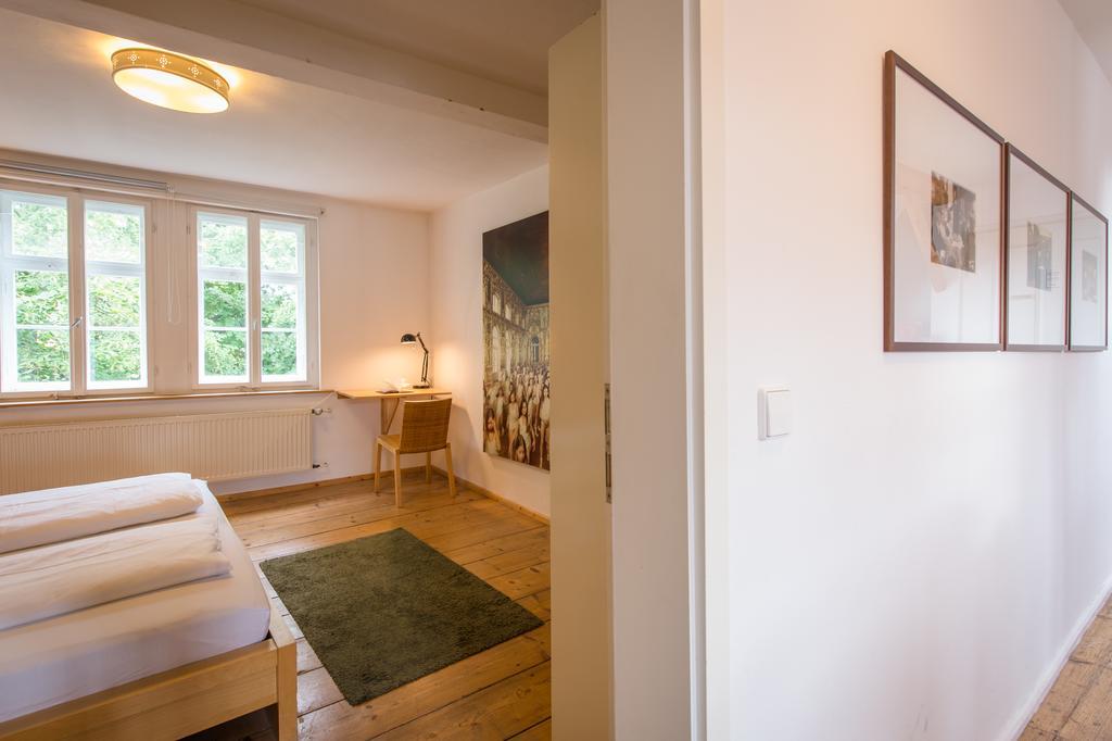 "Goethezimmer" Ferienwohnung Und Zimmer Am Burgplatz Weimar  Buitenkant foto